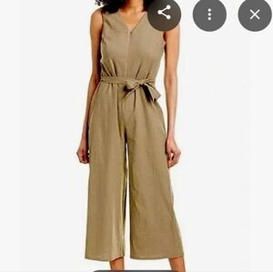 T Tahari Size 8 Black Linen Blend Jumpsuit Sleeveless Crop Tie Waist